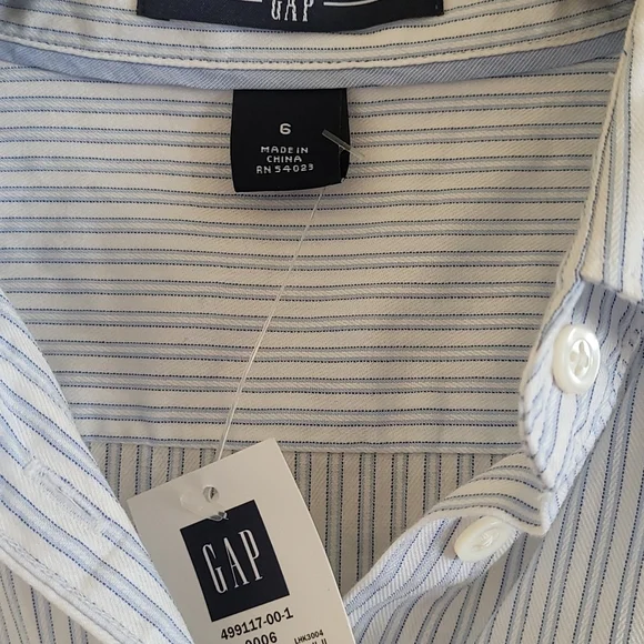 GAP-Women's button-down shirt - Picture 9 of 13